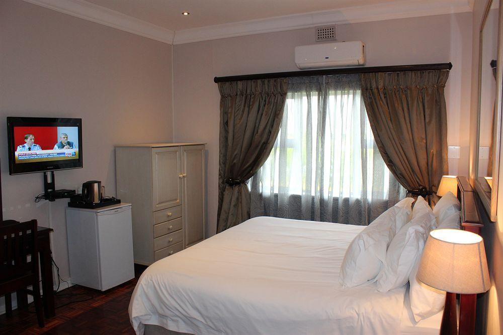 Nauntons Guest House&Wedding Venue Ladysmith Exterior foto